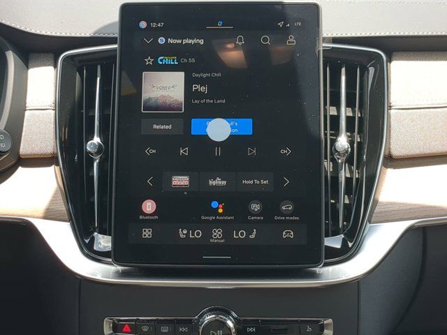 2026 Volvo XC90 Plus - Photo 19