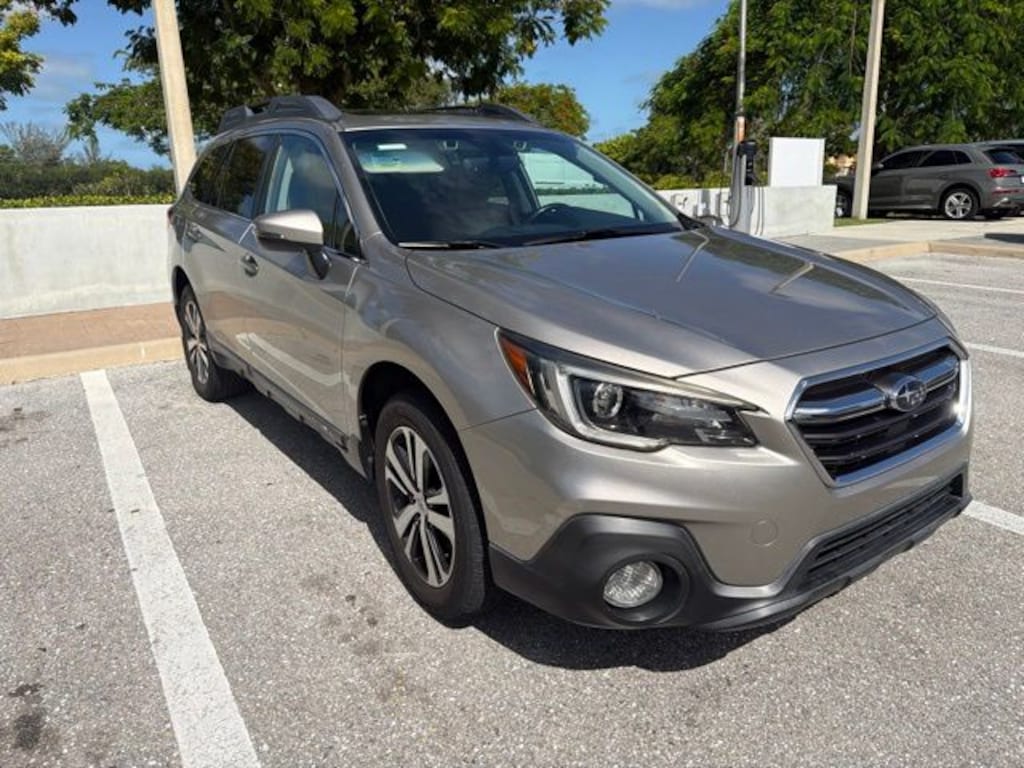 Used 2018 Subaru Outback 2.5i SUV