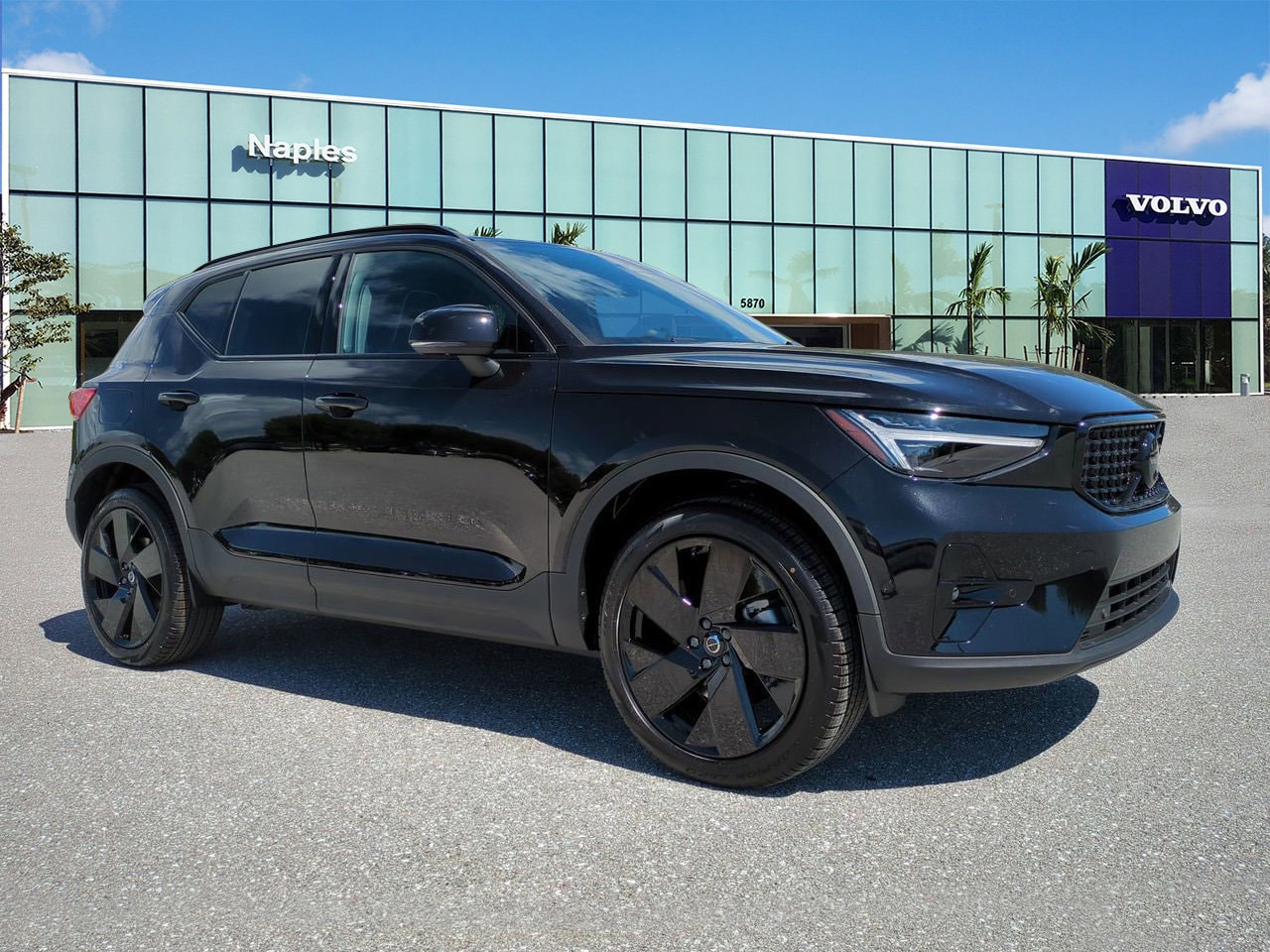 2026 Volvo XC40 SUV 