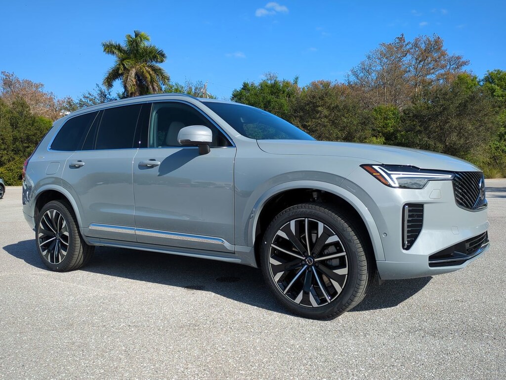 New 2026 Volvo XC90 B6 Plus 7-Seater SUV