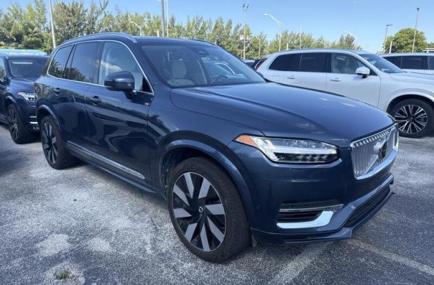 2024 Volvo XC90 Recharge Plug-In Hybrid