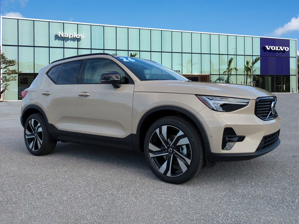 New 2026 Volvo XC40 B4 Plus SUV