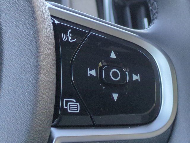 2026 Volvo XC90 Plus - Photo 26