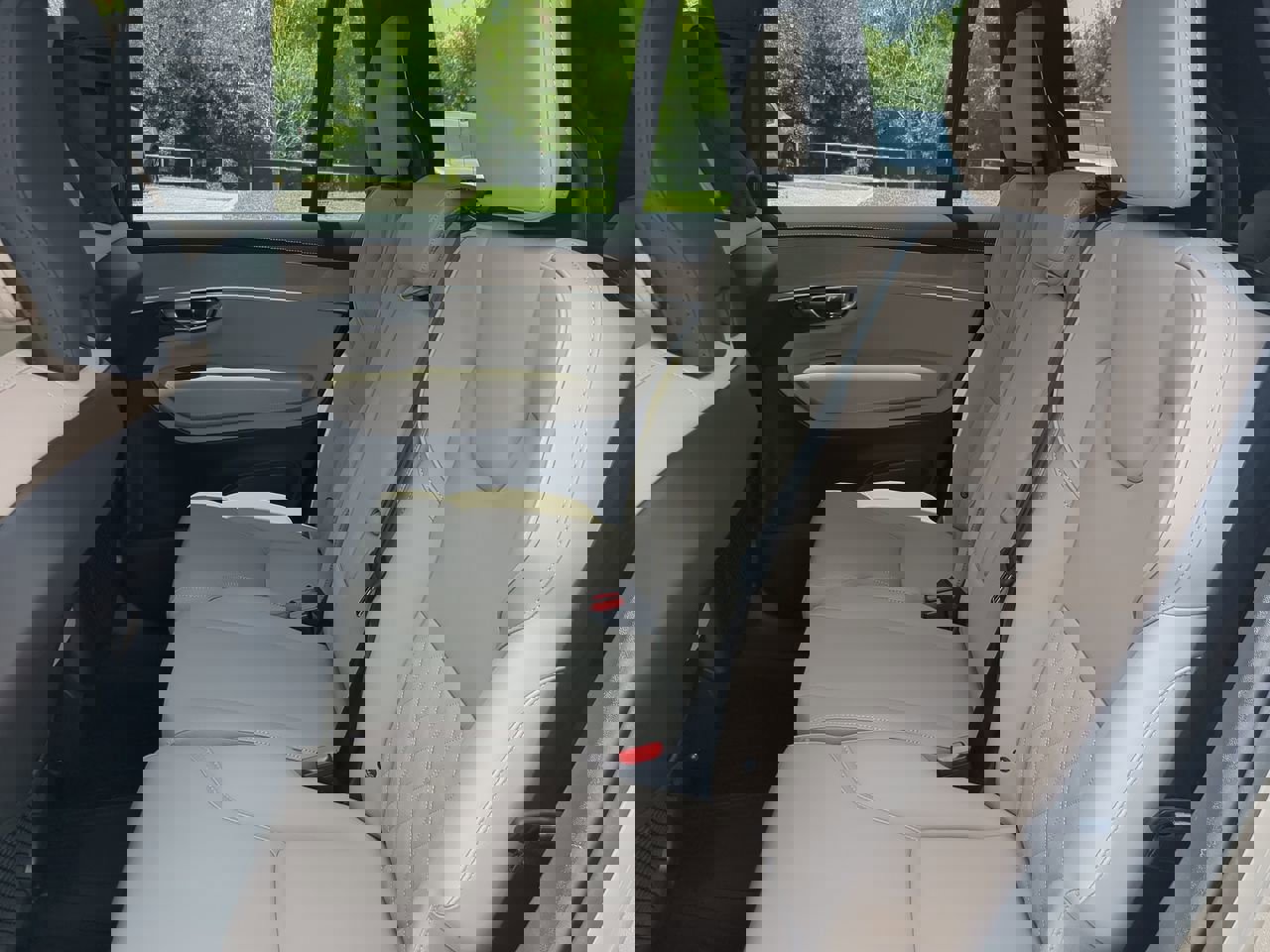 2026 Volvo XC90 Core - Photo 15