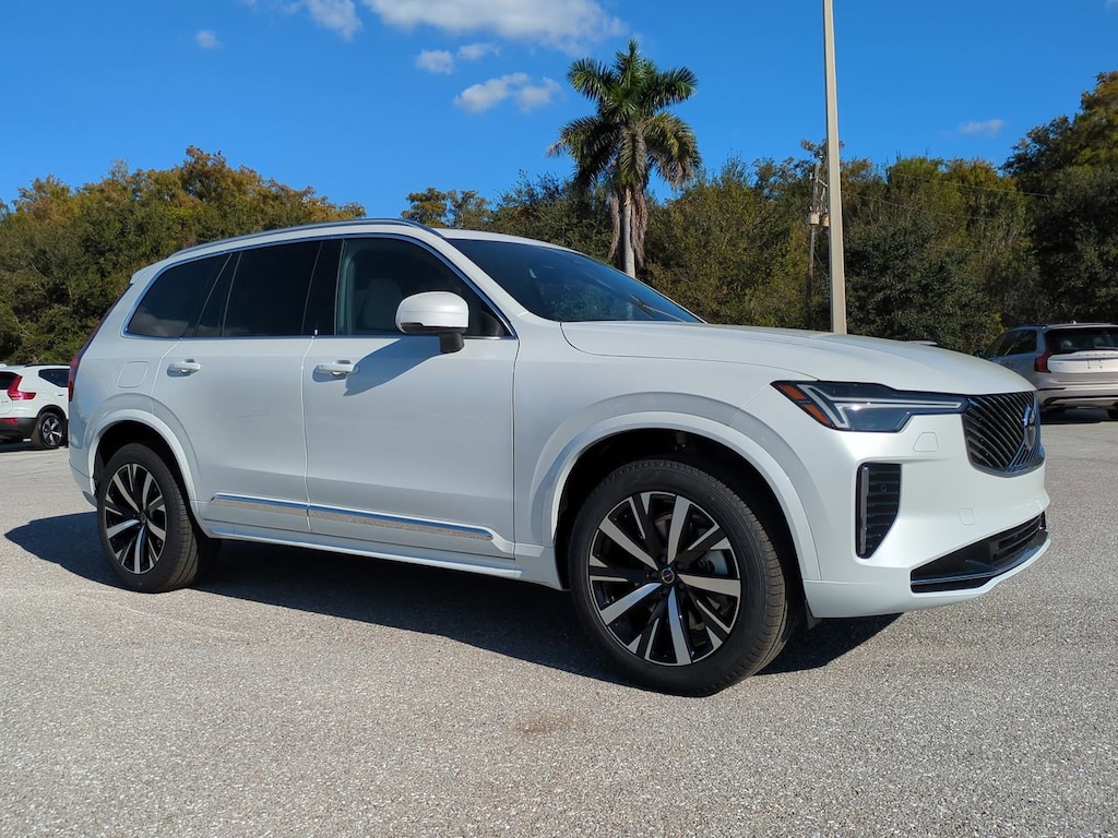 New 2026 Volvo XC90 B6 Core SUV