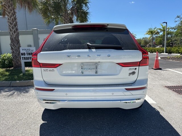 2023 Volvo XC60 B5 Ultimate photo 4