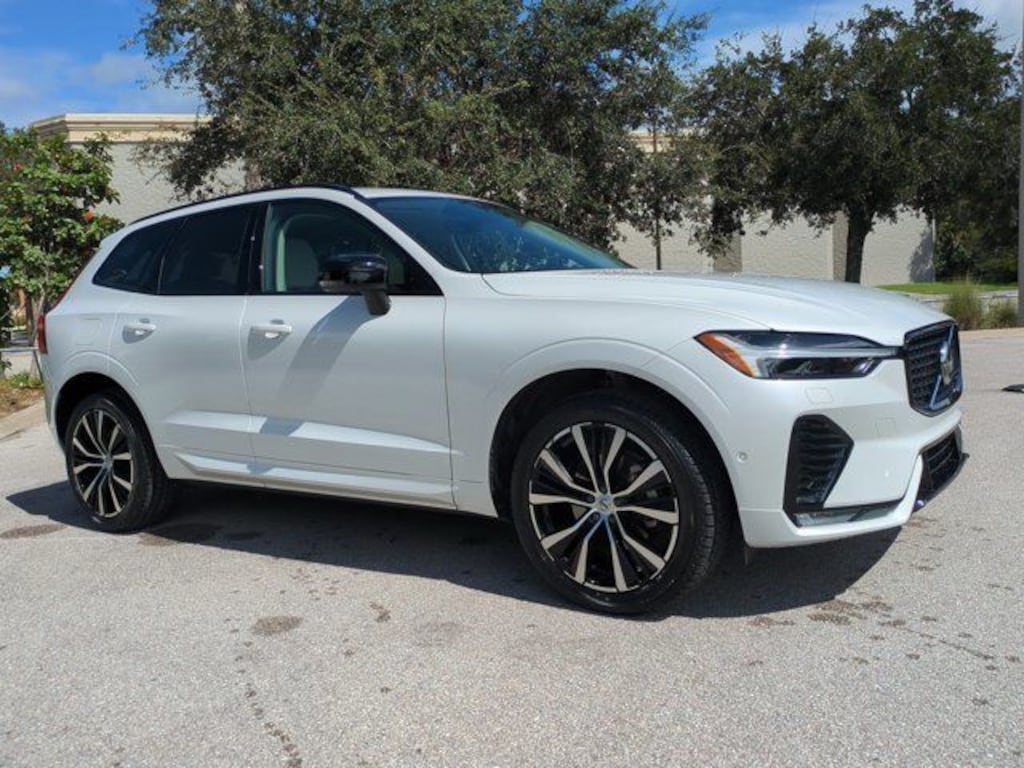 Certified 2024 Volvo XC60 B5 Ultimate Dark Theme SUV