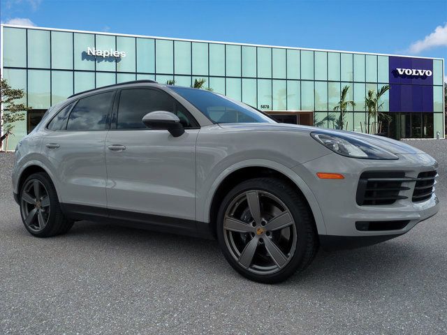 2021 Porsche Cayenne -'s photo