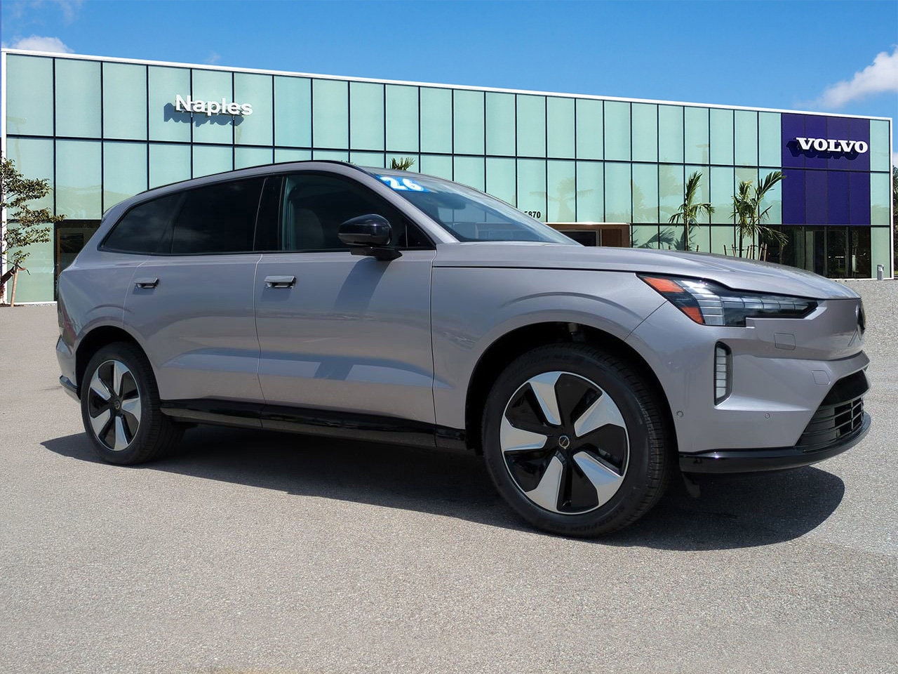 2026 Volvo EX90 Single Motor Plus 7-Seater's photo