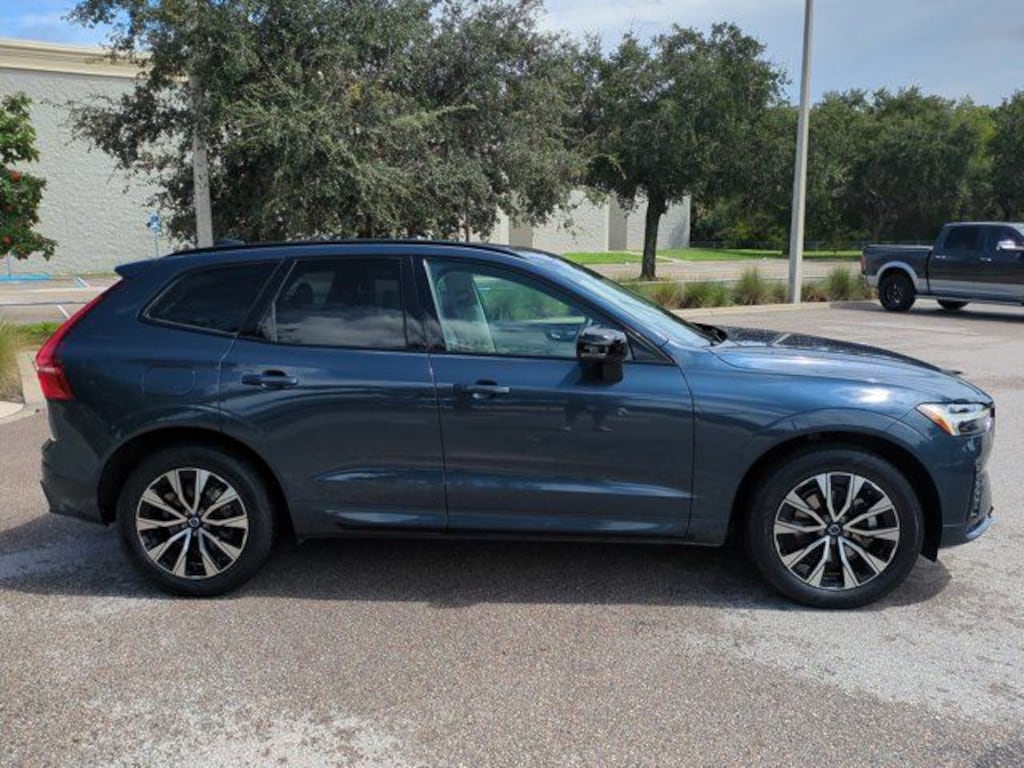 Certified 2024 Volvo XC60 B5 Core SUV