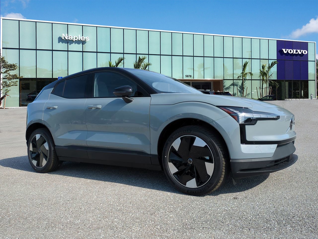 2025 Volvo EX30 Plus's photo