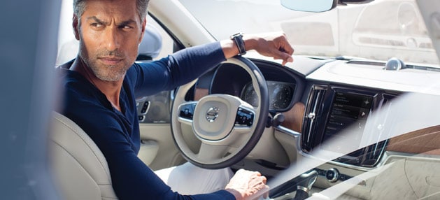 2017 Volvo S90