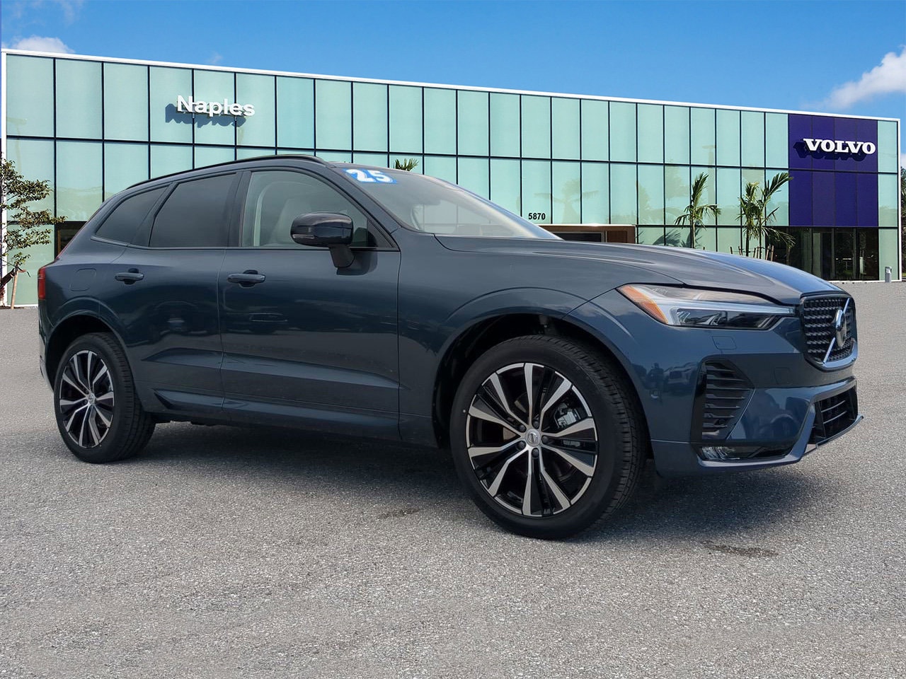 2025 Volvo XC60 SUV 