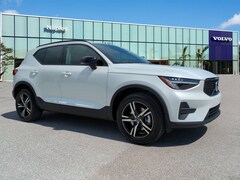 2026 Volvo XC40 B5 Core AWD SUV