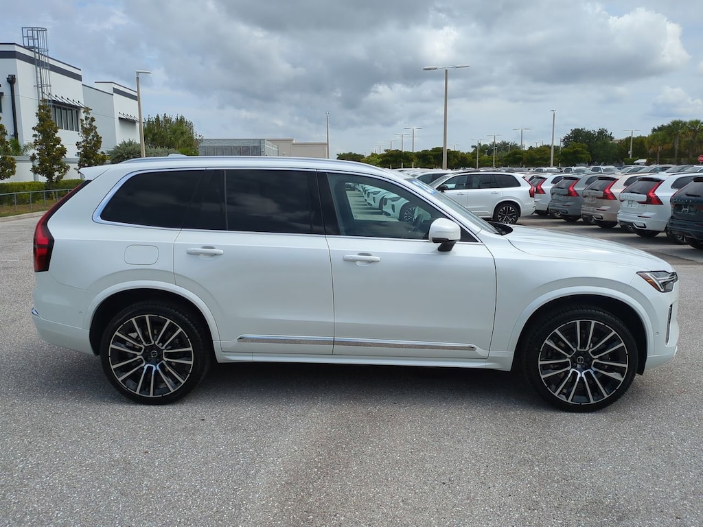 New 2026 Volvo XC90 B6 Plus 7-Seater SUV
