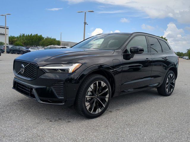 2026 Volvo XC60 Plus - Photo 9