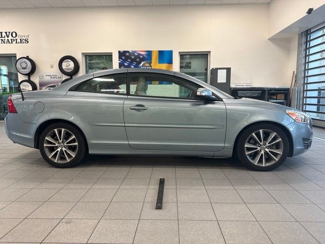 Used 2011 Volvo C70 T5 with VIN YV1672MC8BJ117743 for sale in Naples, FL