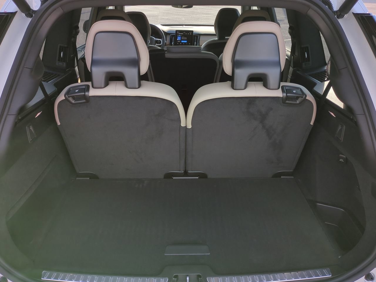 2026 Volvo XC90 Ultra - Photo 13