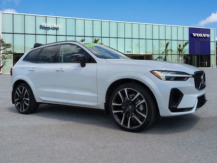 2024 Volvo XC60 Recharge Plug-In Hybrid Ultimate SUV YV4H60DM4R1775906