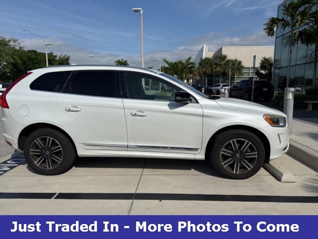Used 2017 Volvo XC60 T5 Dynamic SUV