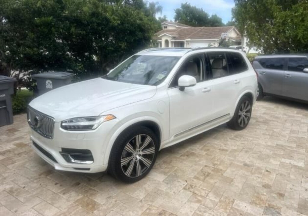 Used 2024 Volvo XC90 Recharge Plug-In Hybrid T8 Plus Bright Theme 7 Passenger SUV