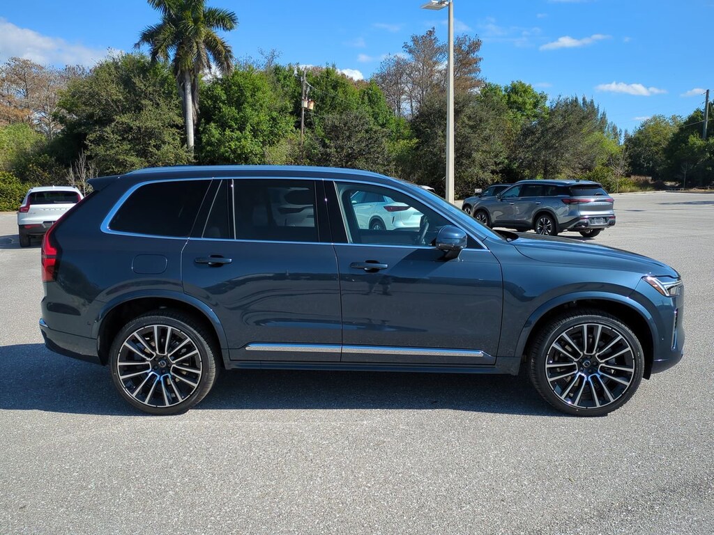 New 2026 Volvo XC90 B6 Plus 7-Seater SUV