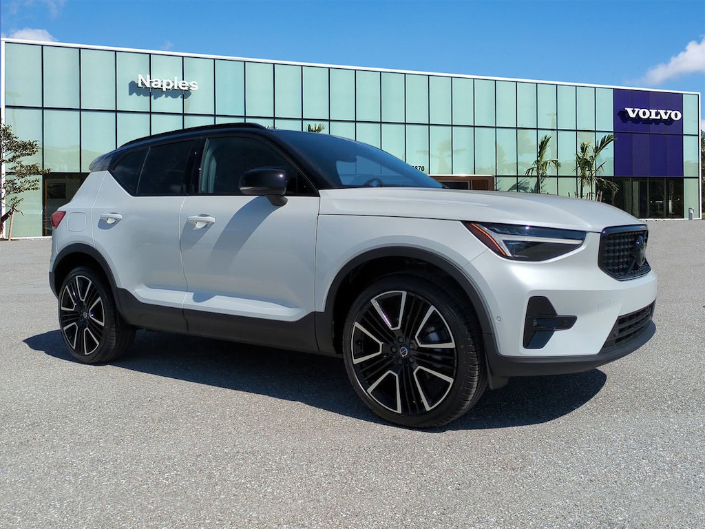 New 2026 Volvo XC40 B5 Ultra Black Edition SUV