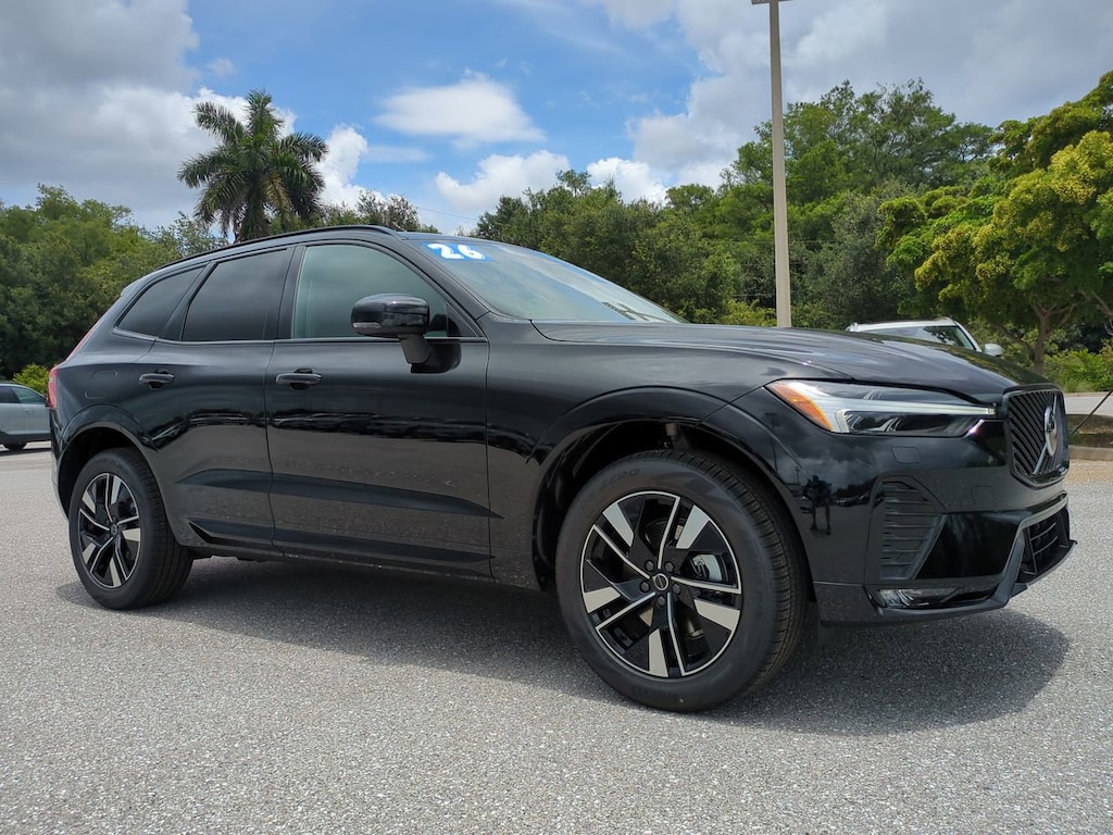 New 2026 Volvo XC60 B5 Core SUV