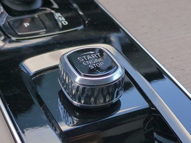 2026 Volvo XC90 Plus - Photo 29