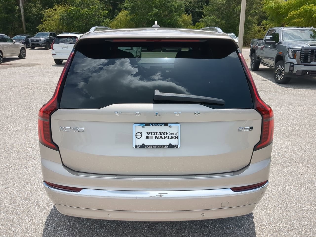 2026 Volvo XC90 Core - Photo 6