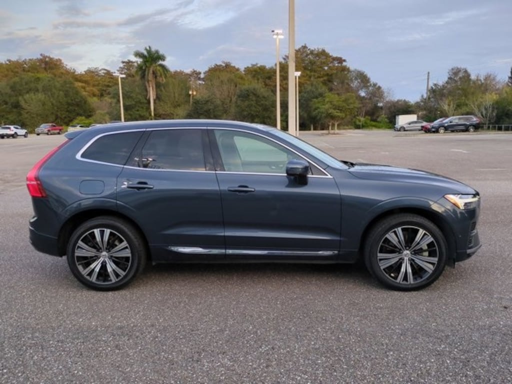 Certified 2023 Volvo XC60 Recharge Plug-In Hybrid Ultimate SUV