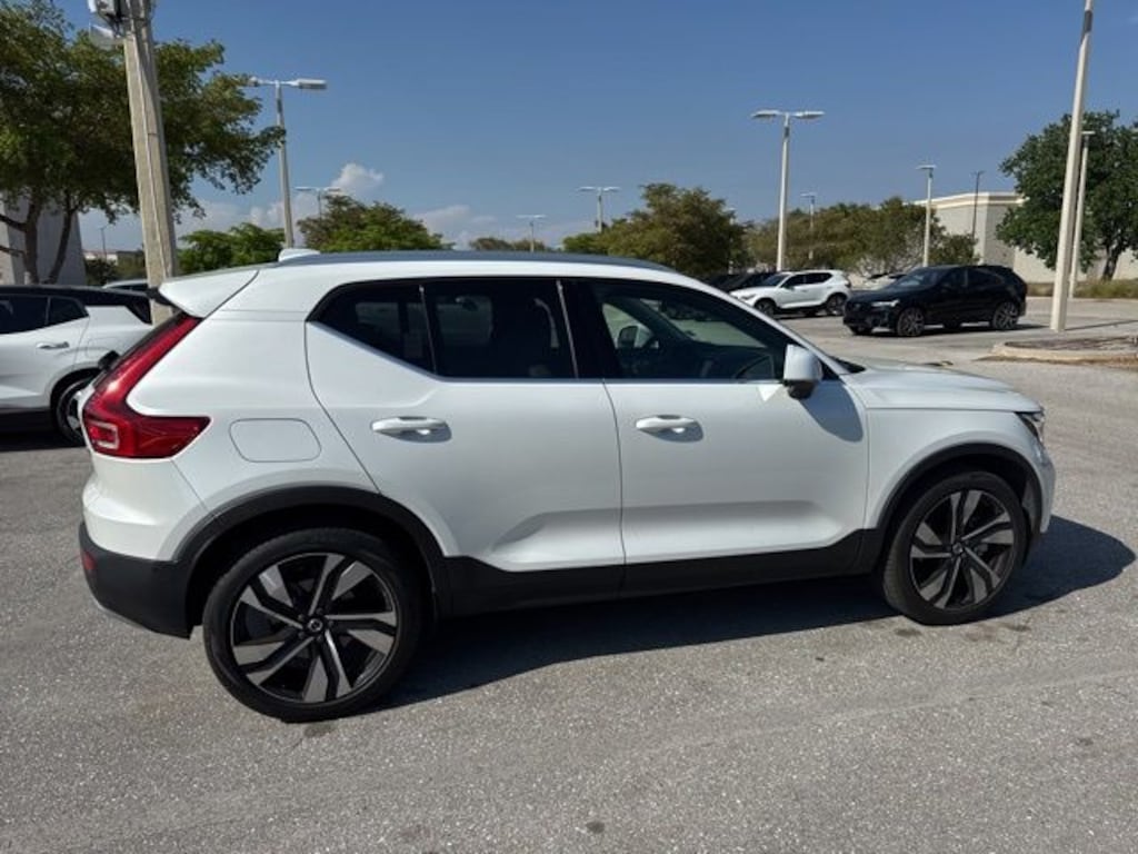 Used 2023 Volvo XC40 Ultimate SUV