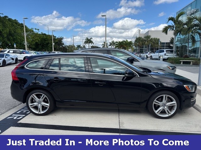 2016 Volvo V60 T5 Premier photo 4