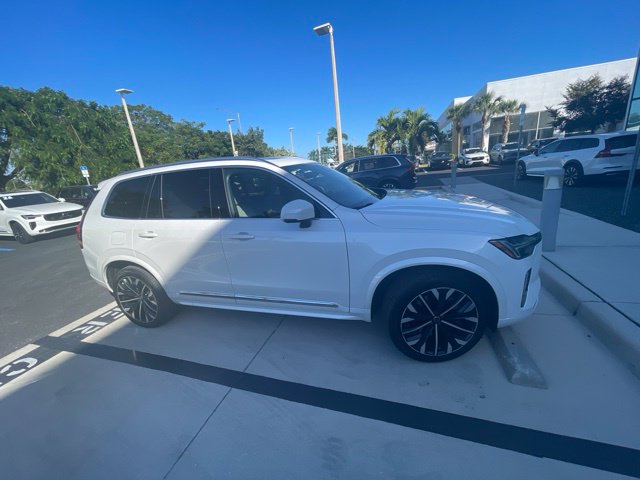 2026 Volvo XC90 Plug-In Hybrid