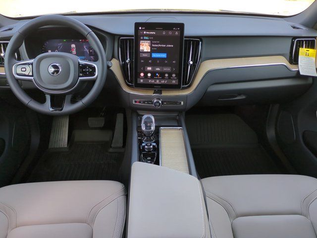 2026 Volvo XC60 Core - Photo 16