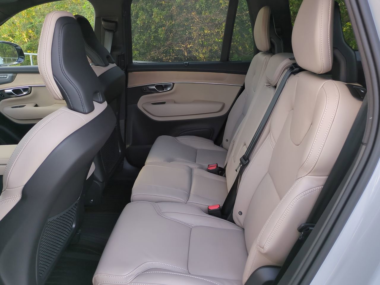 2026 Volvo XC90 Ultra - Photo 14