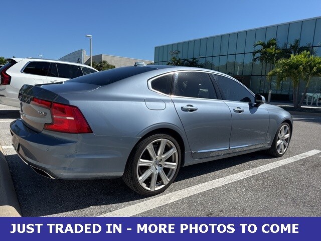 2017 Volvo S90 T6 Inscription photo 3