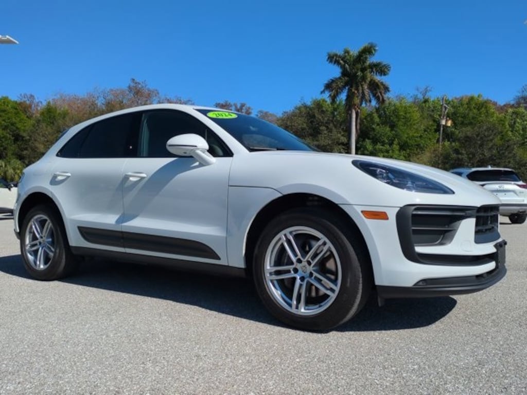 Used 2024 Porsche Macan Base SUV