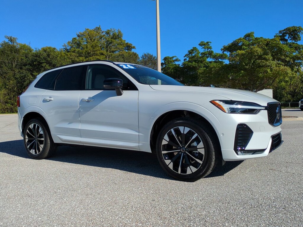 New 2026 Volvo XC60 B5 Plus SUV