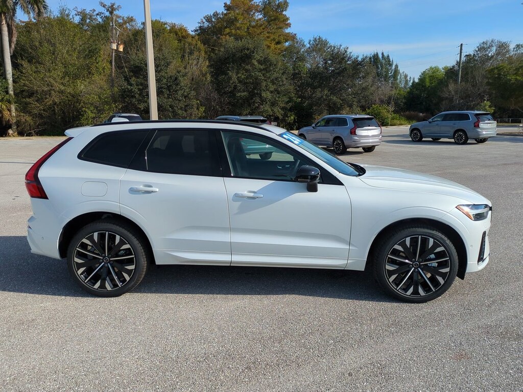 New 2026 Volvo XC60 B5 Ultra SUV
