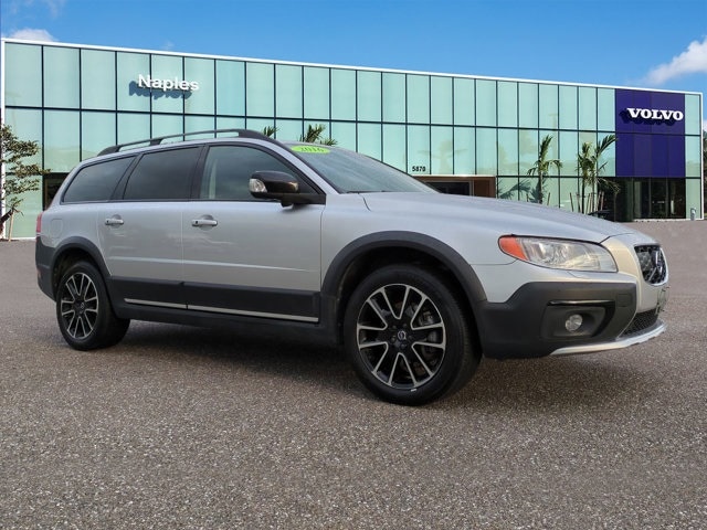 2016 Volvo XC70 Classic Platinum's photo