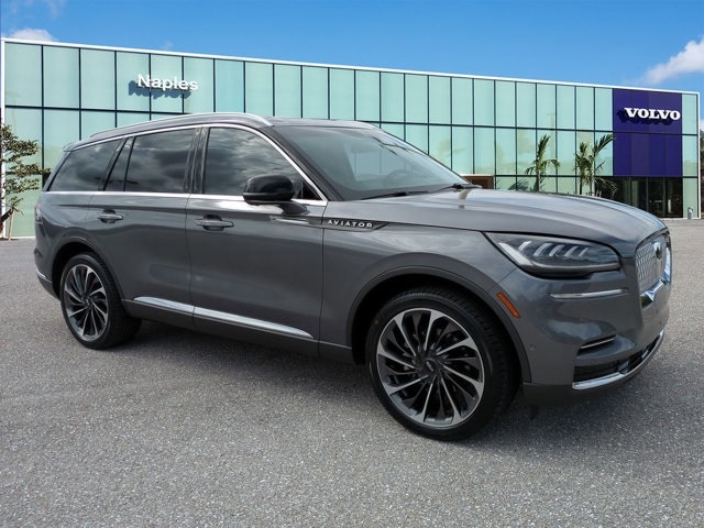 2022 Lincoln Aviator Reserve's photo