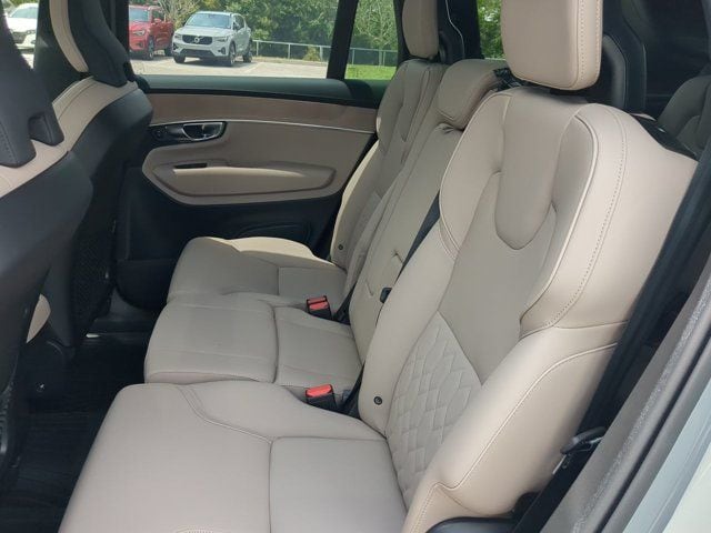 2026 Volvo XC90 Plus - Photo 14