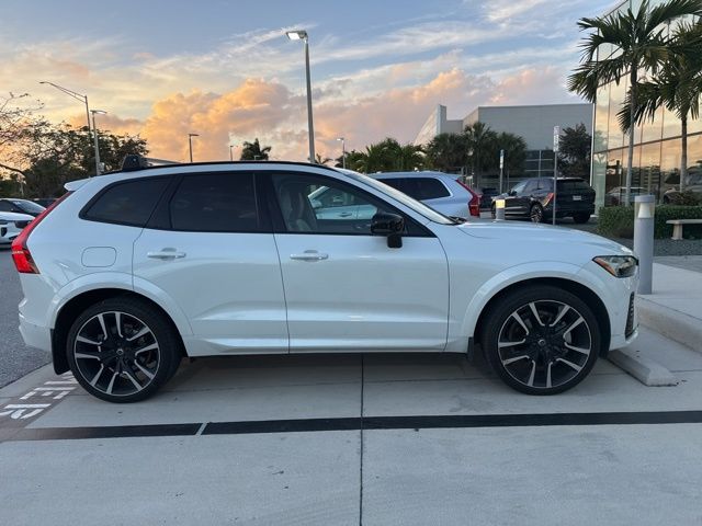 Used 2024 Volvo XC60 Ultimate with VIN YV4H60DM4R1775906 for sale in Naples, FL