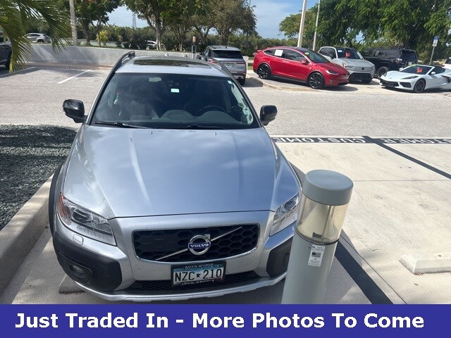 2016 Volvo XC70 T5 Platinum photo 2