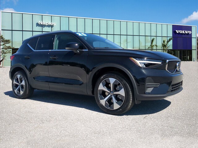 2025 Volvo XC40 B5 Core Bright Theme SUV