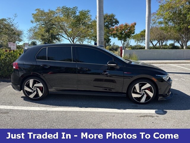 2024 Volkswagen Golf GTI S photo 2