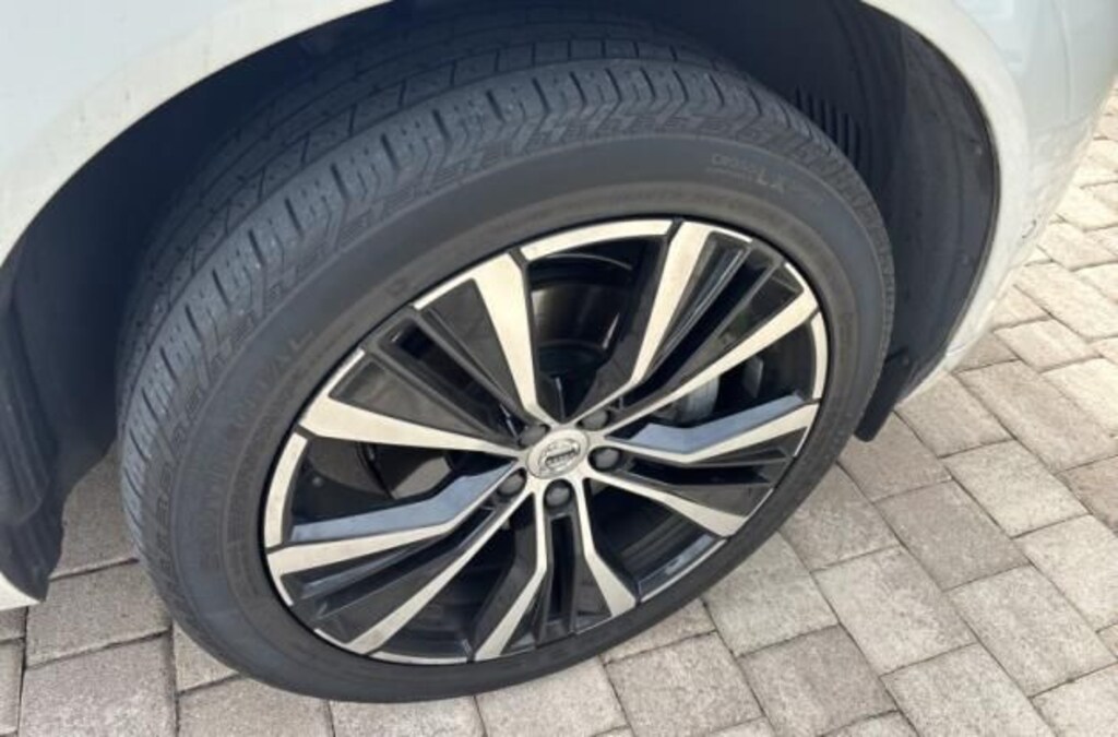 Used 2024 Volvo XC60 B5 Ultimate Dark Theme SUV