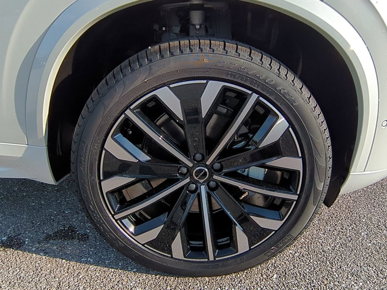 2026 Volvo XC90 Ultra - Photo 11