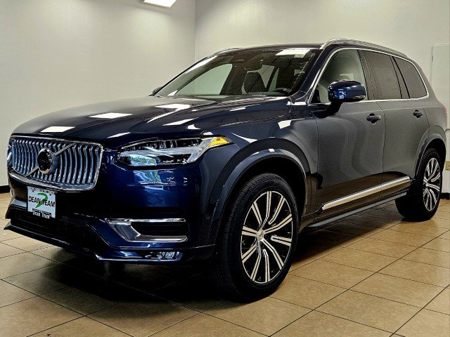 2025 Volvo XC90 Plus photo 3